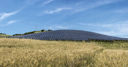 Entwicklungsfinanzierung für förderfreie Solarprojekte in Italien<br />
© Capcora GmbH