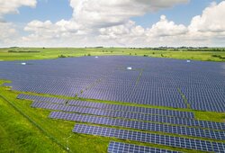 SUNCATCHER secures construction bridge financing for a pair of solar PV projects<br />
© Capcora