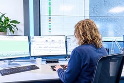 wonBOT: Deutsche WindGuard brings AI to asset management<br />
© Studio B | AI editing: Deutsche WindGuard/Adobe Firefly