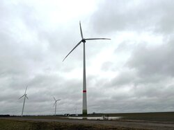 Die neue Enercon-Anlage in Krummensee<br />
© Energiequelle GmbH