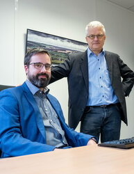 v.l.: Jan Ducoret (Geschäftsführer P&T), Robert Conrad (ehemaliger Geschäftsführer P&T)<br />
© P&T Technologie