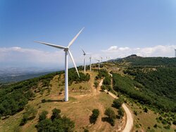 Windfarm in Greece<br />
© Mytilineos