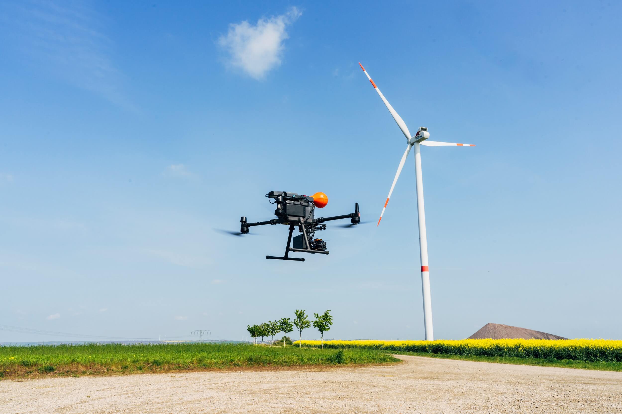 Gerade rechtzeitig für Betreiber: ENERTRAG Betrieb bietet Drohneninspektion ab 2023 in Frankreich an
