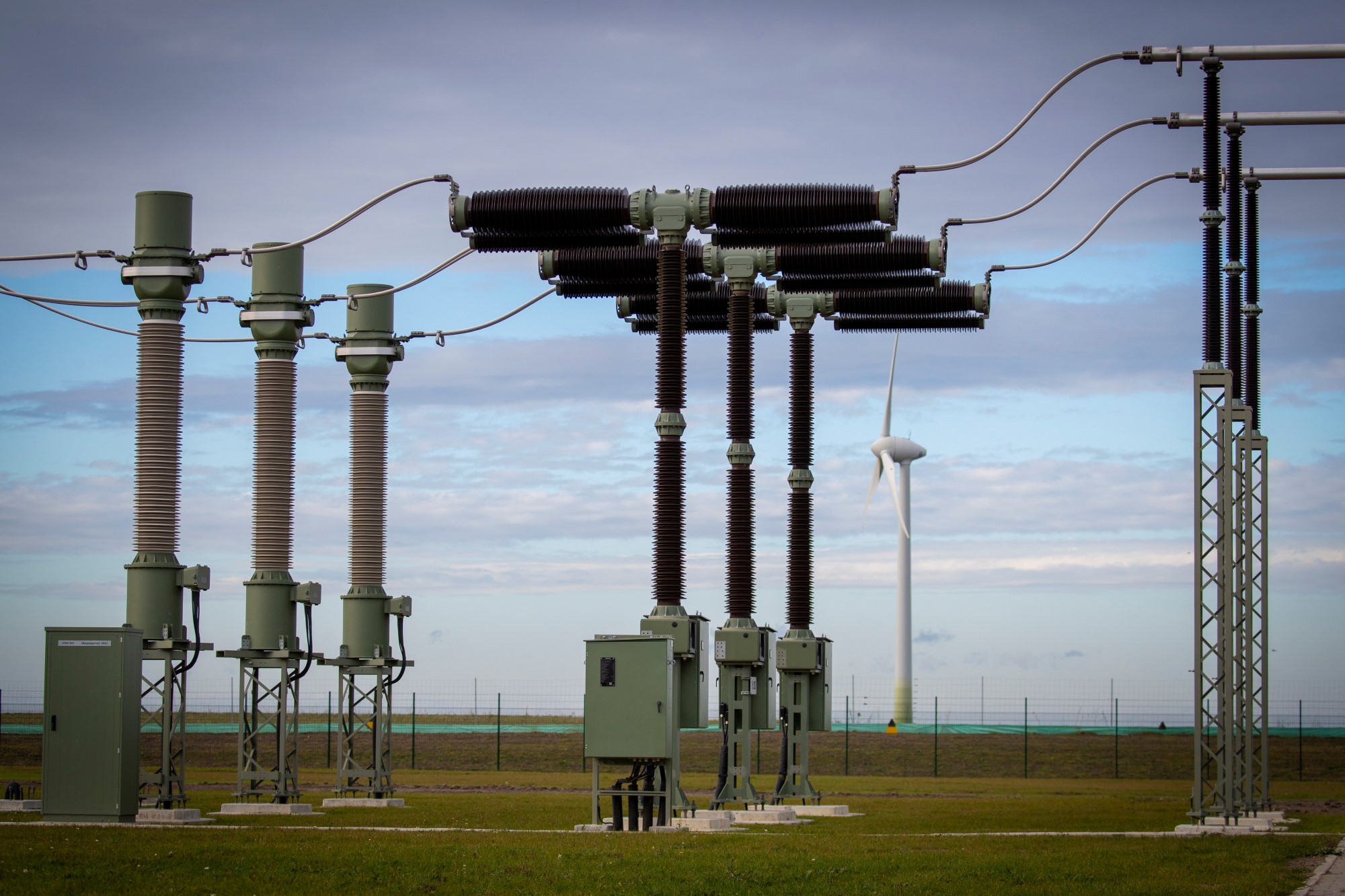 Erneuerbare Energien sichern Netzstabilität: 50Hertz und ENERTRAG starten Pilotprojekt zur Spannungshaltung