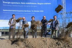 Spatenstich zum Batteriespeicher Bertikow<br />
© Tom Schweers