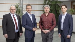 v.l.n.r. Matthias König, Dr. Gunar Hering, Jörg Müller, Simon Hagedorn<br />
©  ENERTRAG Aktiengesellschaft