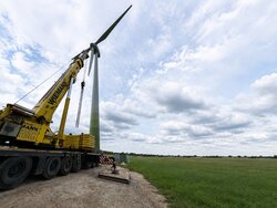 Die Bauarbeiten für das Repowering im Windpark Hiddels haben begonnen<br />
© ENOVA Power