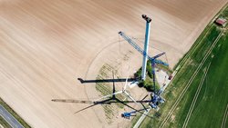 Etliche Windenergieanlagen in Deutschland erreichen demnächst das Ende ihrer Lebensdauer – und müssen nachhaltig zurückgebaut werden.<br />
© neowa GmbH