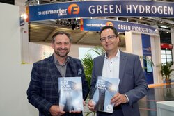Jorgo Chatzimarkakis, CEO Hydrogen Europe und Markus Elsässer, CEO Solar Promotion GmbH<br />
© Solar Promotion GmbH