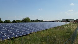 Solarpark Salzwedel<br />
© Deutsche Gesellschaft für Sonnenenergie e.V. (DGS) und THEE