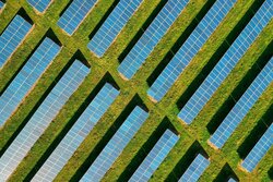 VSB Italien installiert 36 MW Solarenergie in Sizilien (Symbolfoto)<br />
© Red Zeppelin / Unsplash